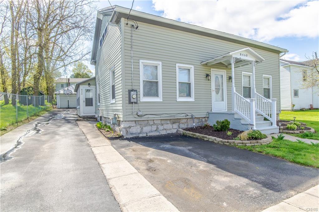 8460 Main Street - Photo 1