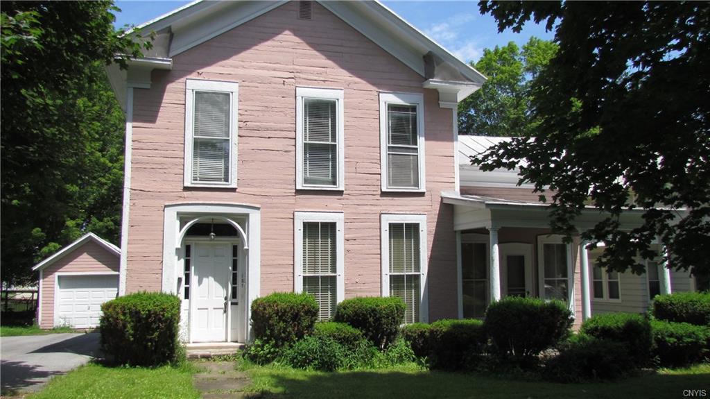 127 Schuyler Street - Photo 1