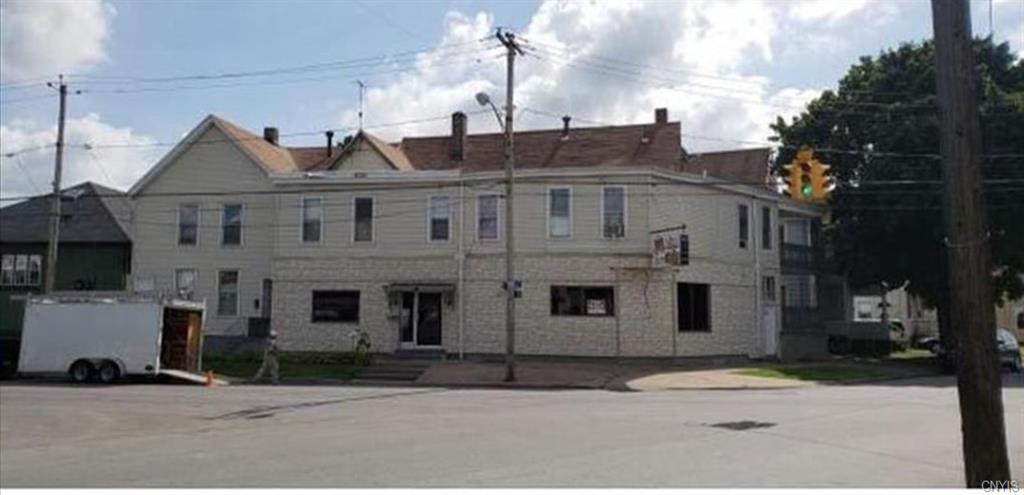 901 907 Albany Street - Photo 1