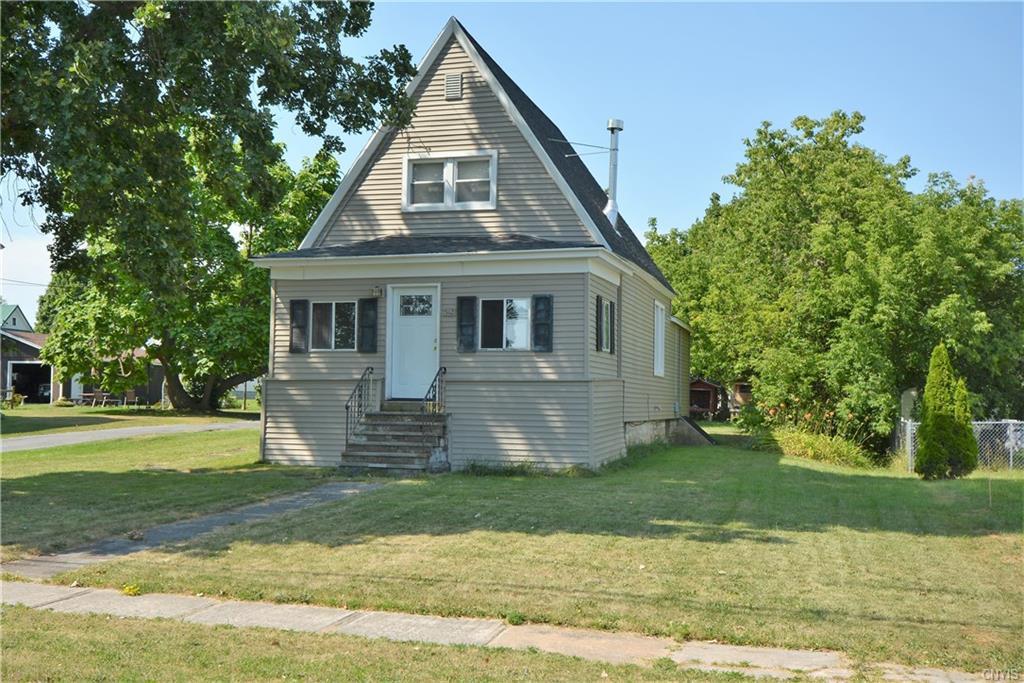 512 Main Street - Photo 1