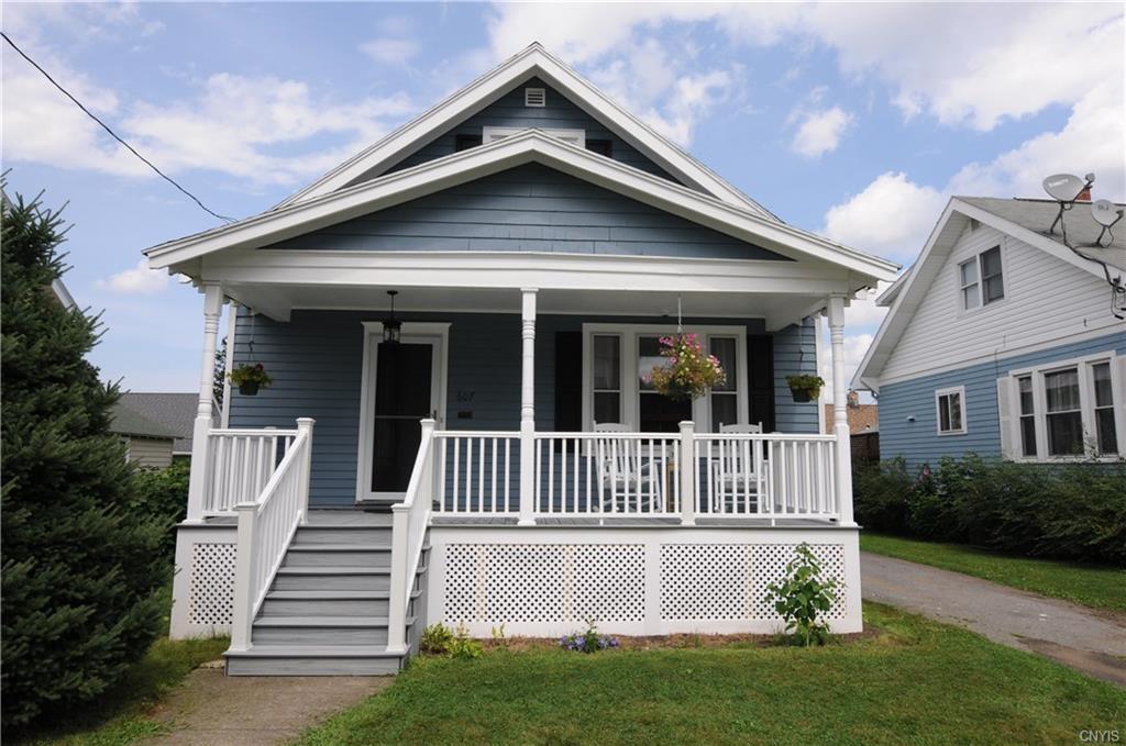 607 Steele Place - Photo 1