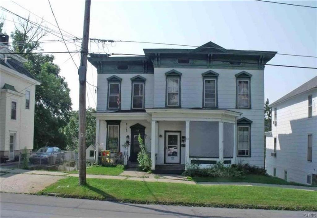 611 East Gansevoort Street - Photo 1