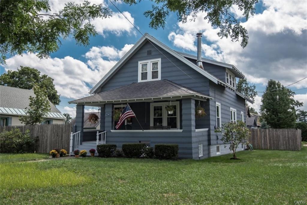 200 Sycamore Street - Photo 1
