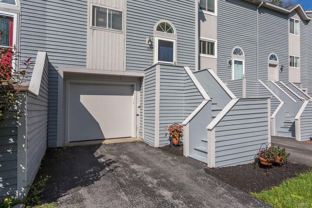 103 Iron Oak Circle - Photo 1