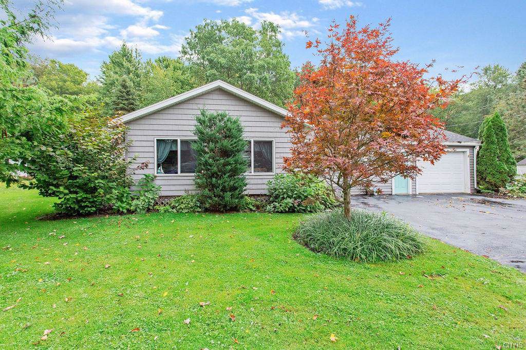 6402 Lakeshore Road - Photo 1