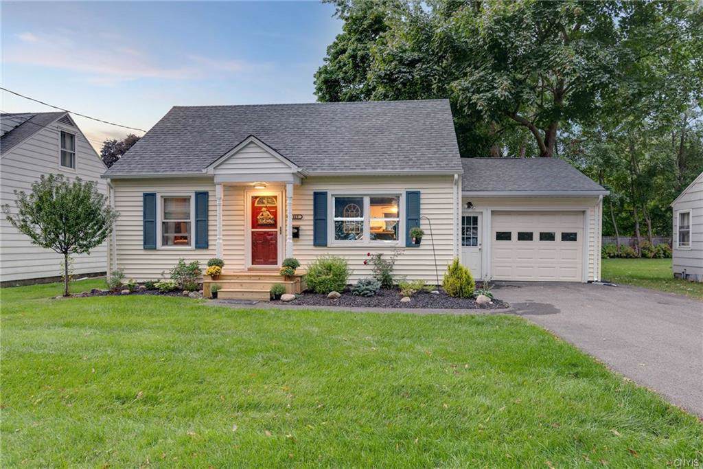 5469 Woodlawn Place - Photo 1
