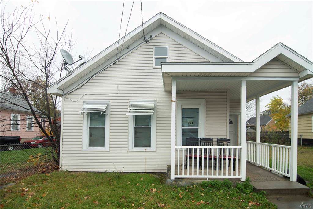 402 Craig Street - Photo 1