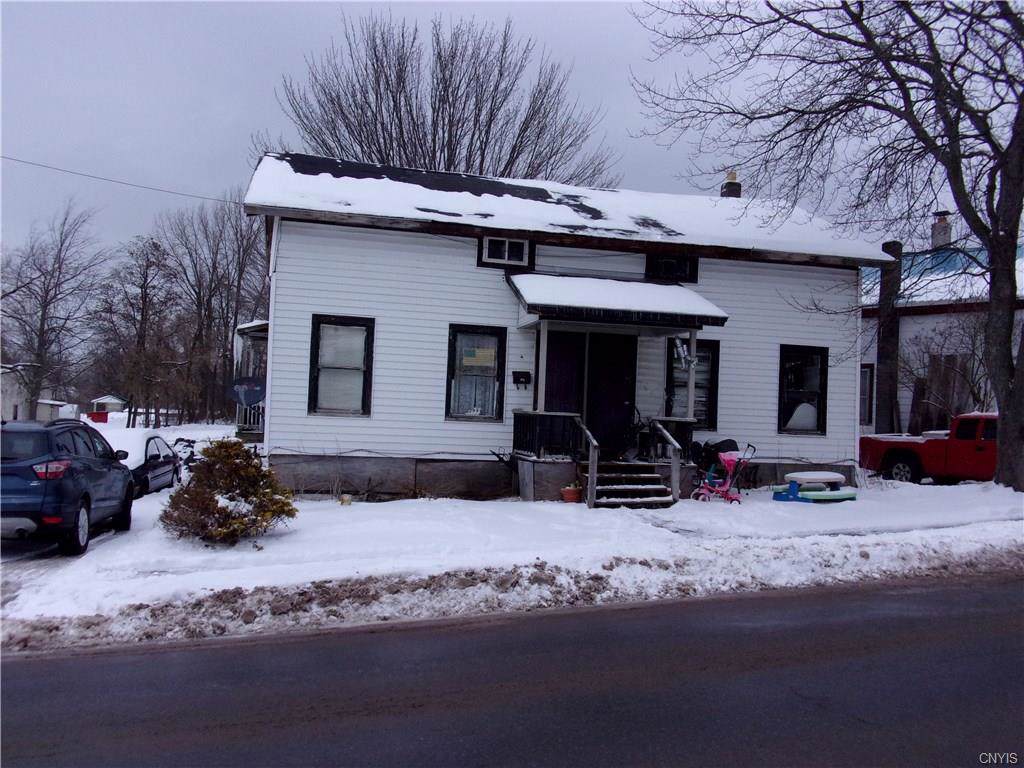 221-23 Spring - Photo 1