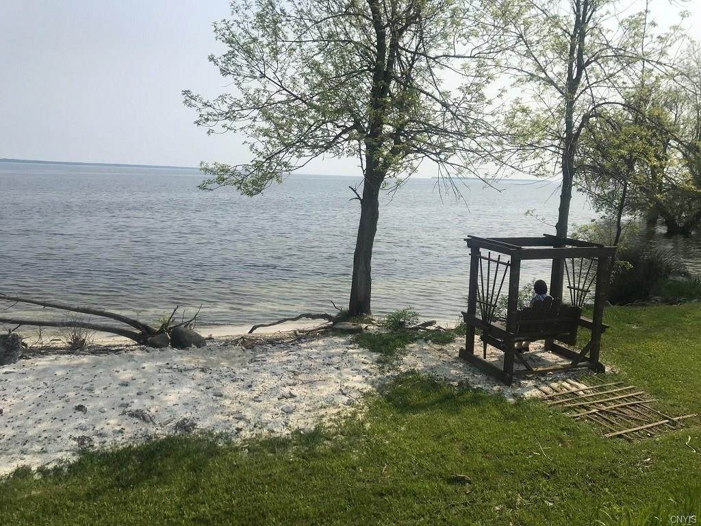 20832 Shore Road - Photo 1