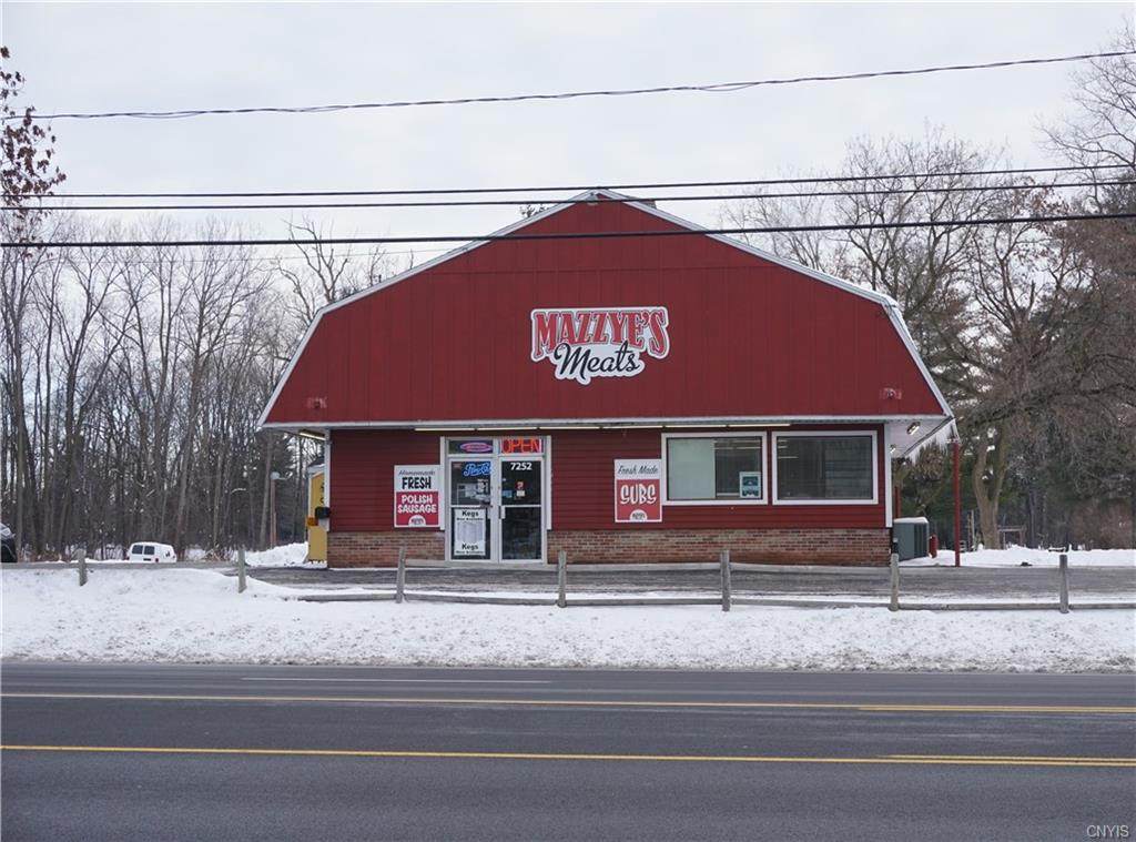 7252 Oswego Road - Photo 1