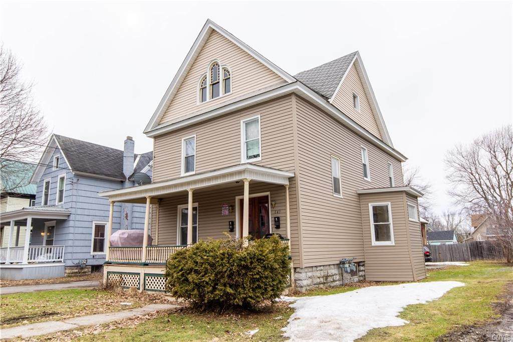 643 Mundy Street - Photo 1