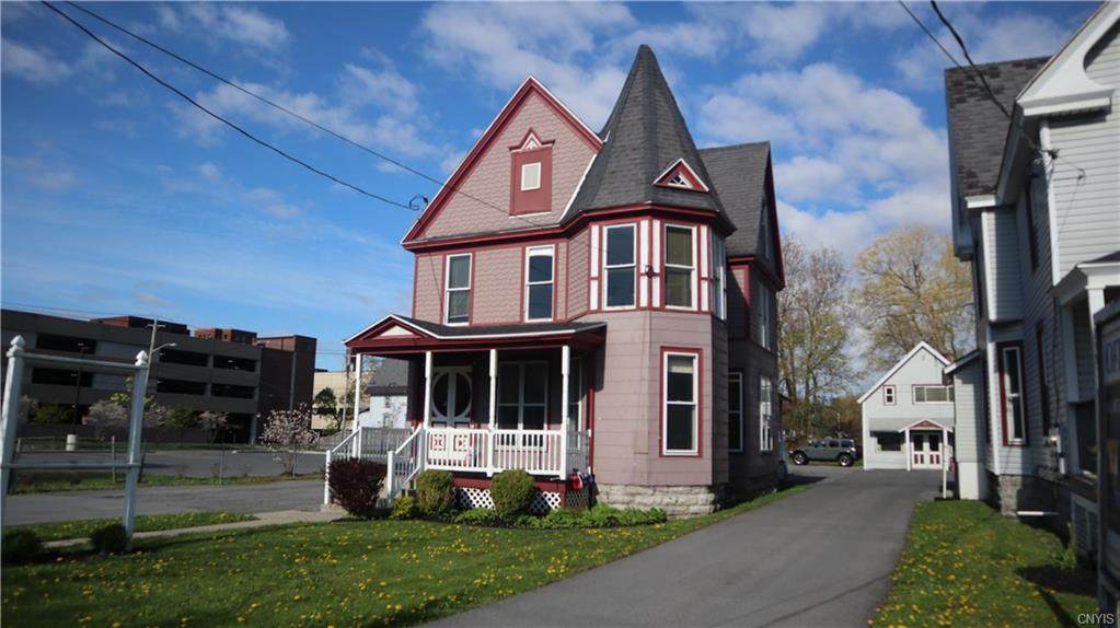 720 Washington Street - Photo 1