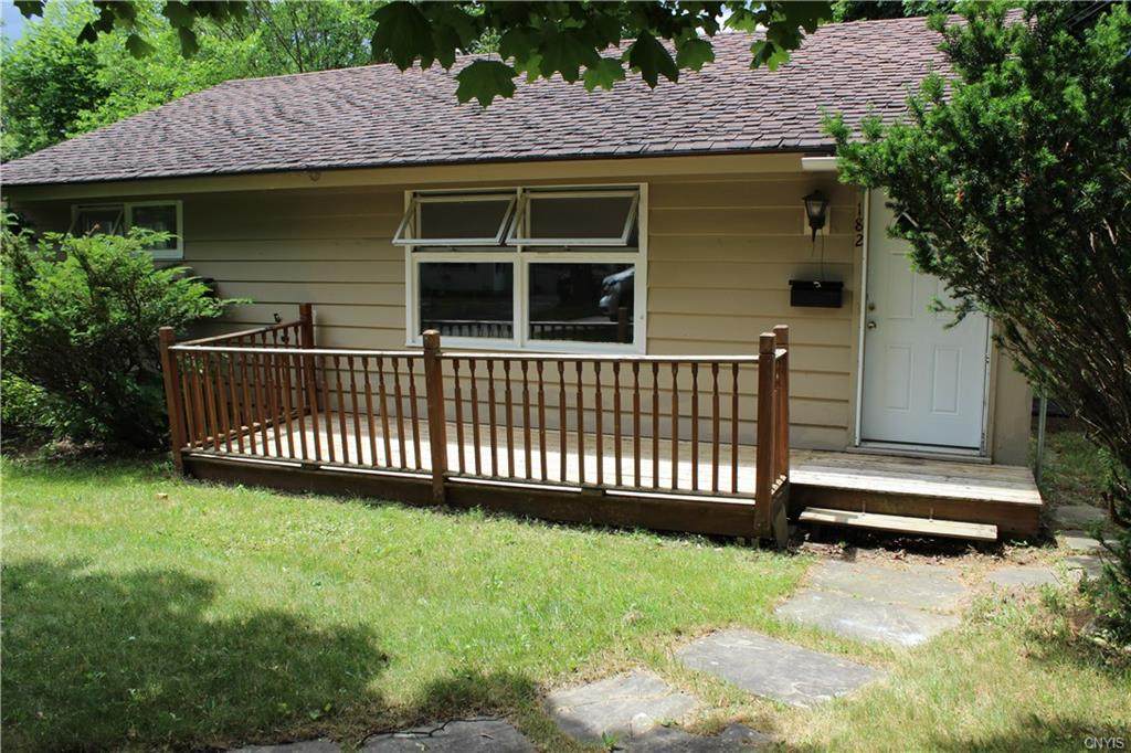 182 Thurlow Drive - Photo 1