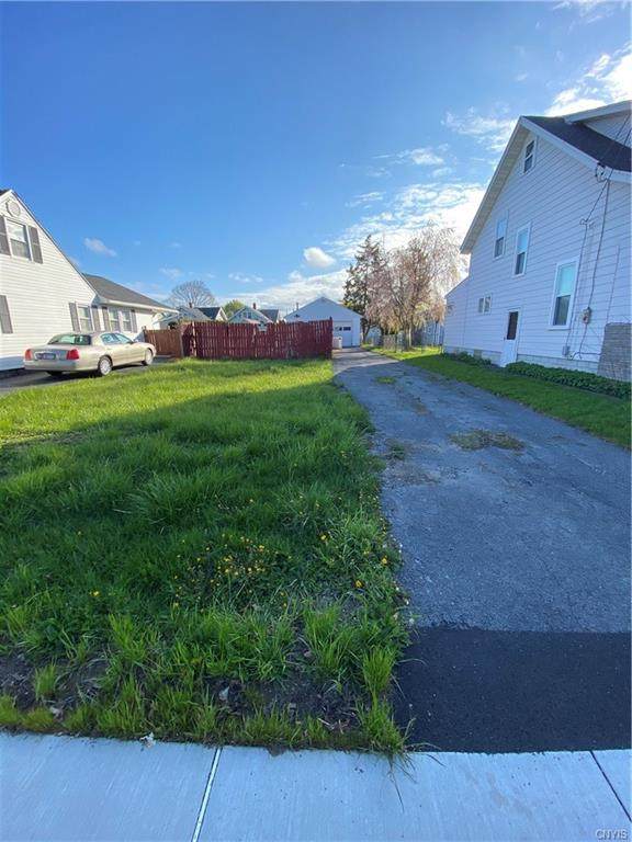 212 Martin Street - Photo 1