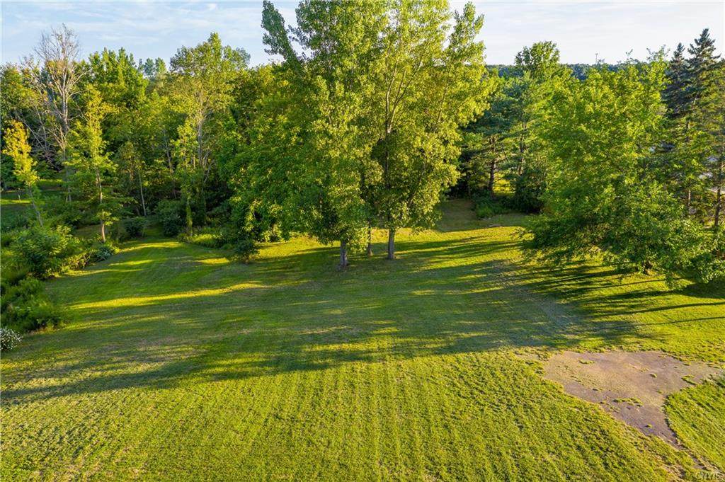 1740 Genesee Road - Photo 1