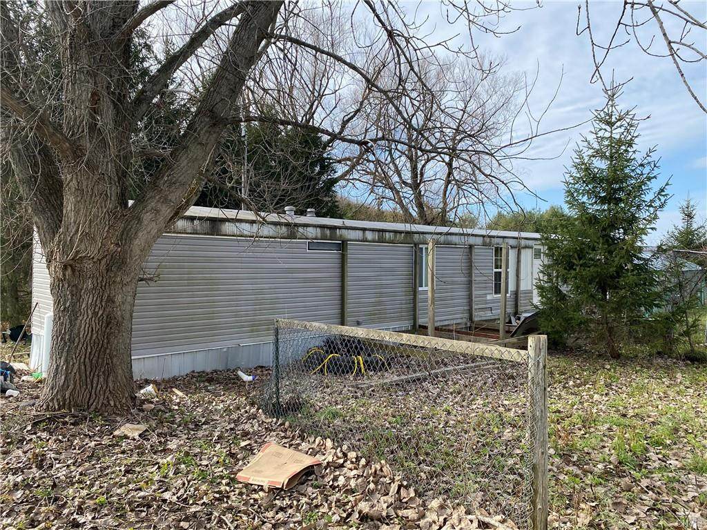 5358 Lincklaen Road - Photo 1