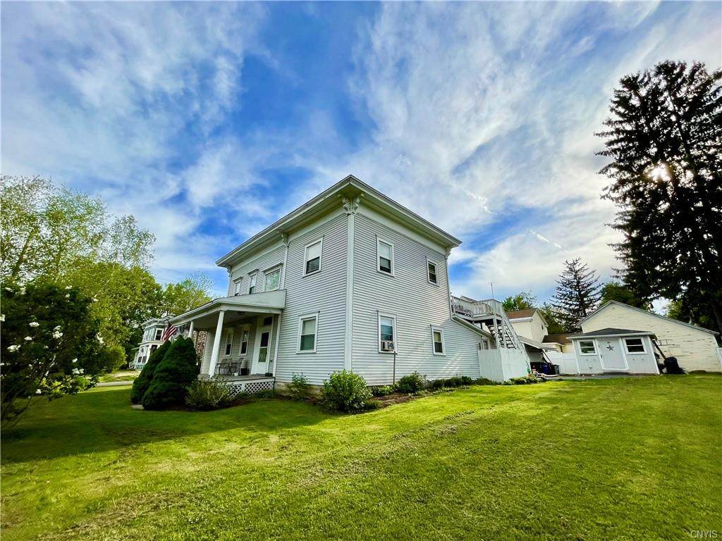 204 Worth Street - Photo 1