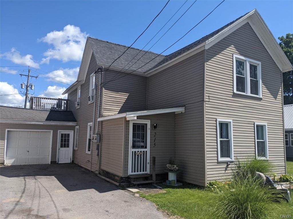 215 10th Avenue - Photo 1