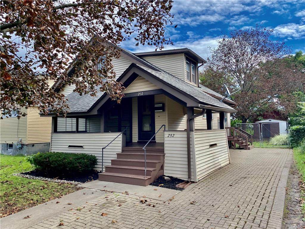 292 Collingwood Avenue - Photo 1