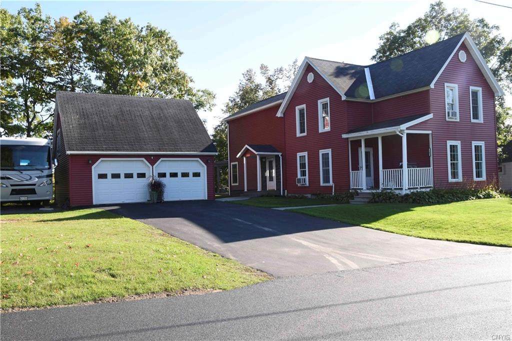 165 Howe Street - Photo 1