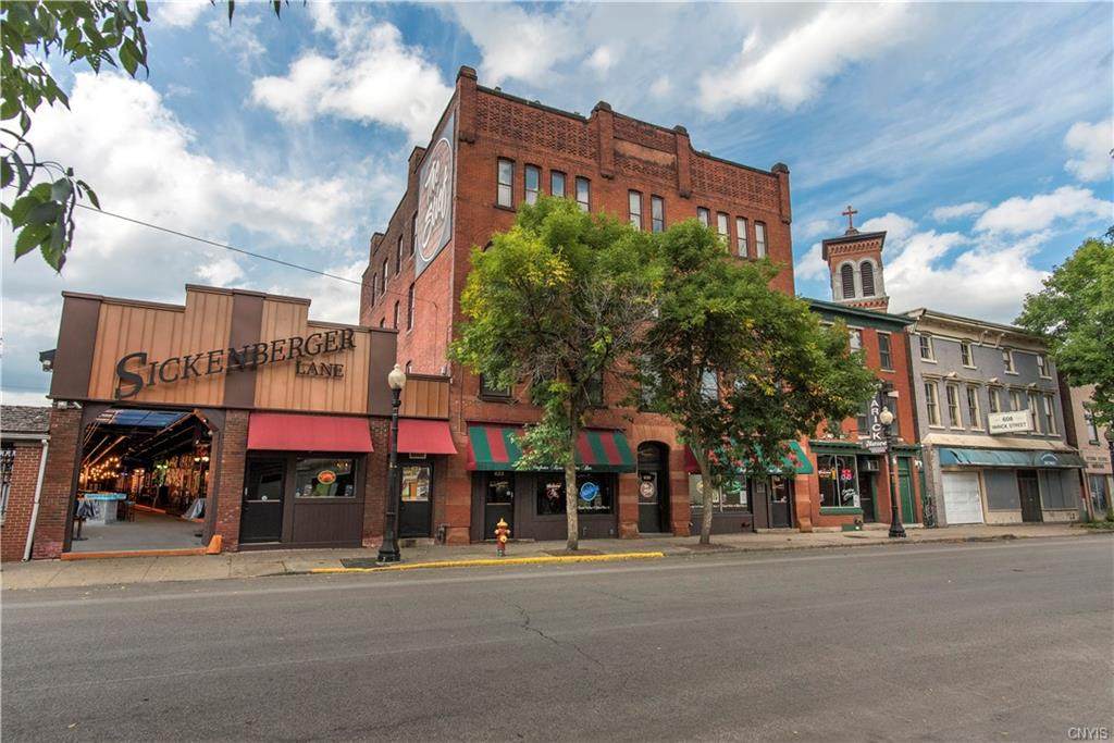 608 Varick Street - Photo 1