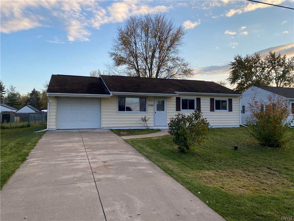 7890 Pegler Boulevard - Photo 1