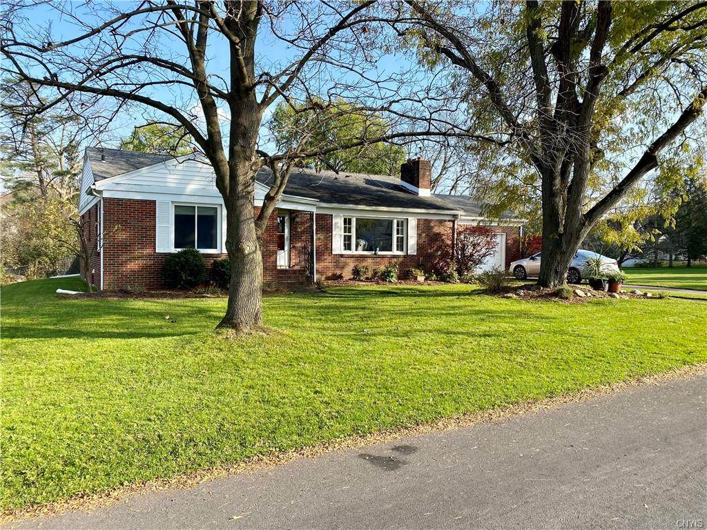 16 Albany Street - Photo 1