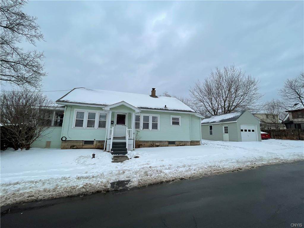 300 Collingwood Avenue - Photo 1