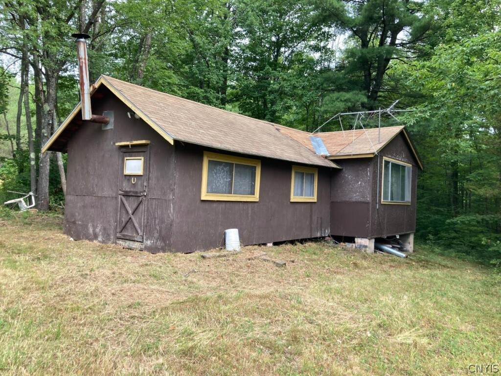 281 Raish Hill Road - Photo 1
