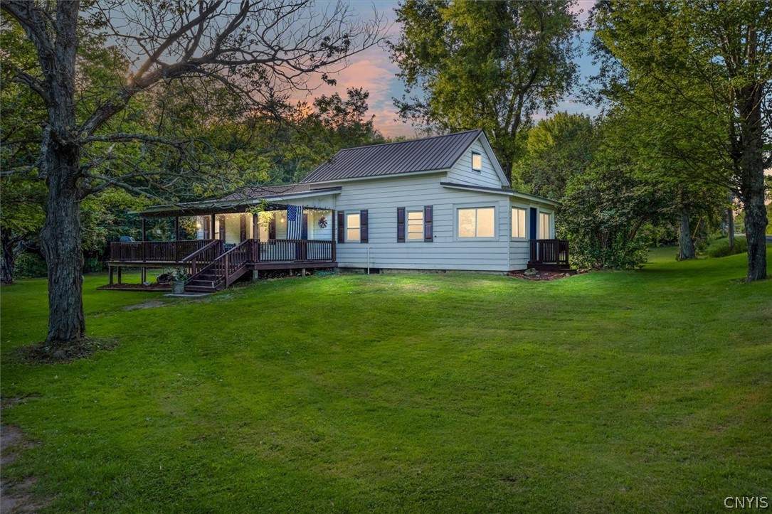 7593 Camroden Road - Photo 1