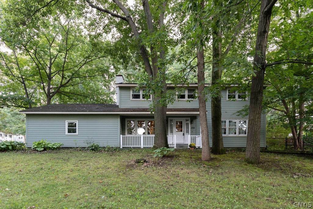 208 Oakridge Terrace - Photo 1