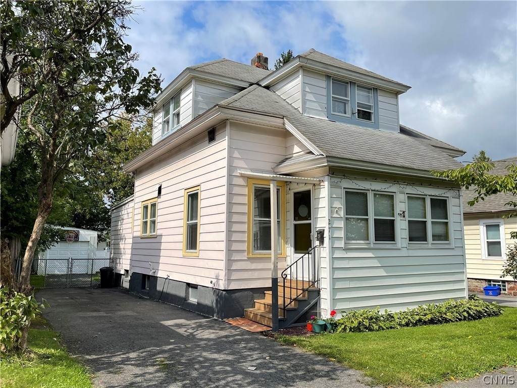 271 Edwards Avenue - Photo 1