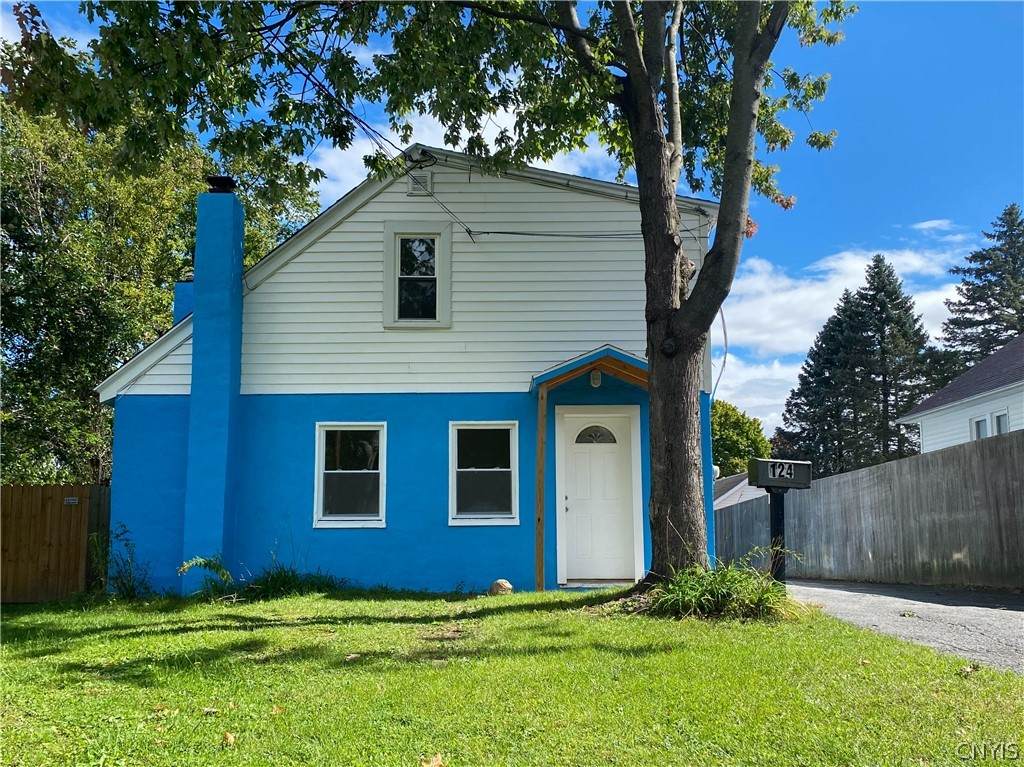 124 Hazel Avenue - Photo 1