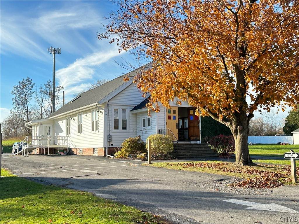 6429 Newport Road - Photo 1