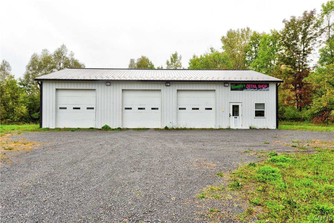 1387 Genesee Street - Photo 1