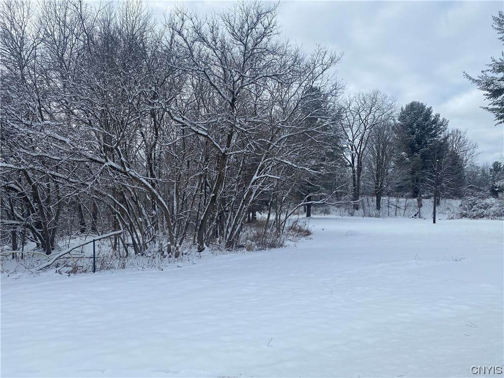 10 Broad Street - Photo 1