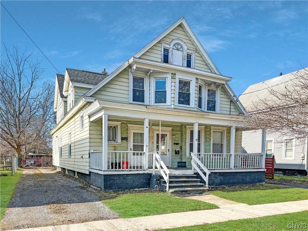 405 Center Street - Photo 1
