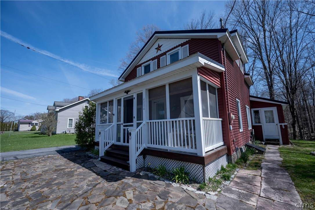 4004 Edgewood Drive - Photo 1