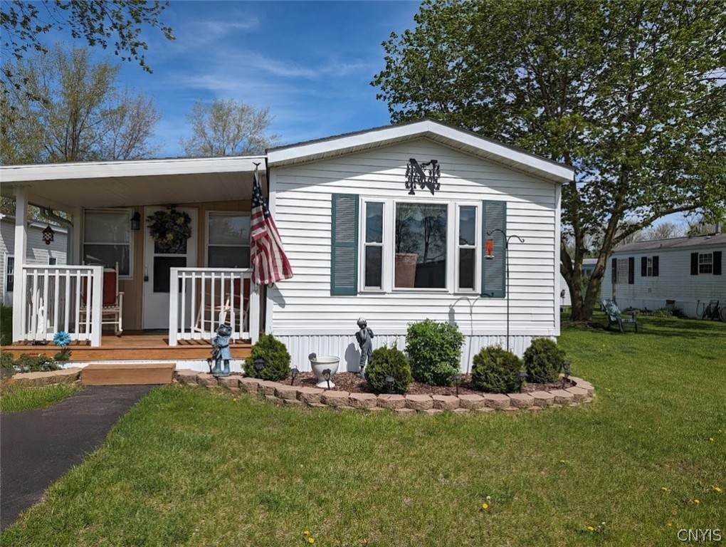 16 Shirron Avenue - Photo 1