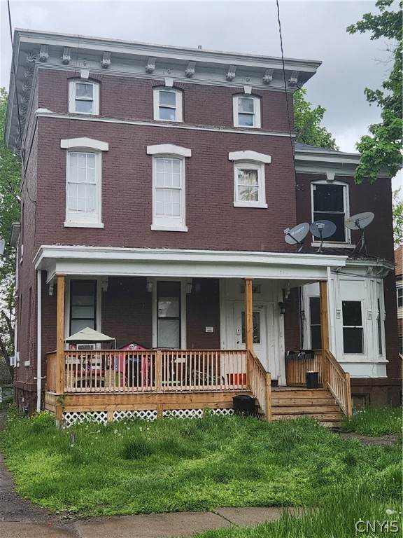1534 Sunset Avenue - Photo 1