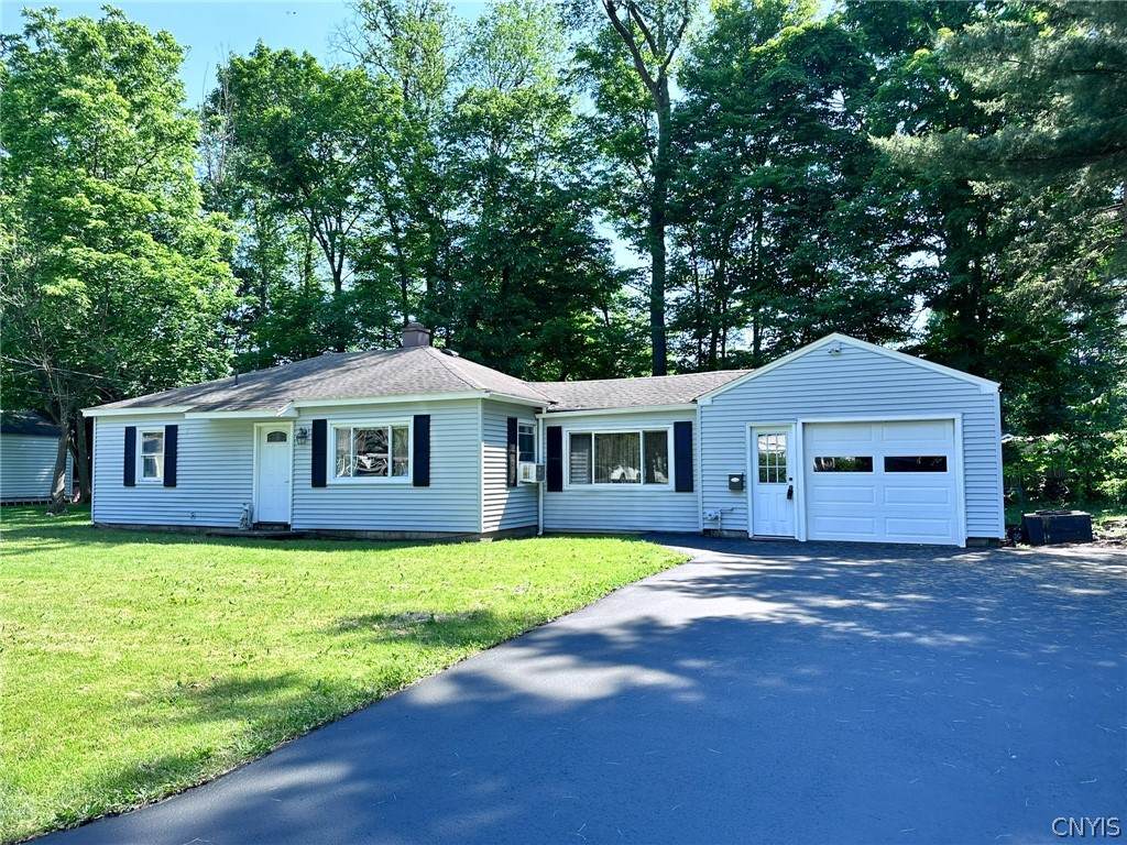 5 Pinecrest Road - Photo 1
