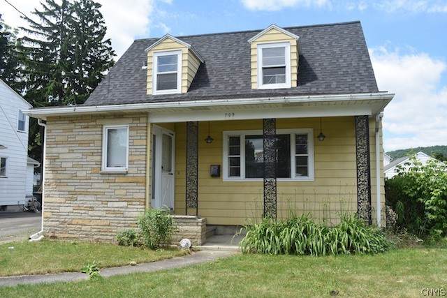 709 Gildea Place - Photo 1