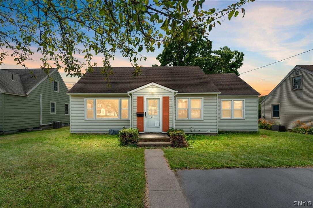 211 Chestnut Street - Photo 1