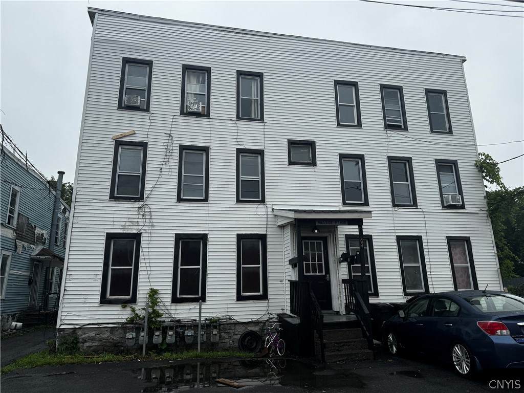 657 Olive Street - Photo 1