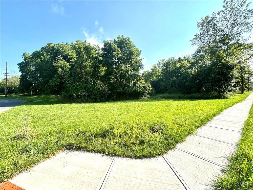 55 Case Avenue - Photo 1