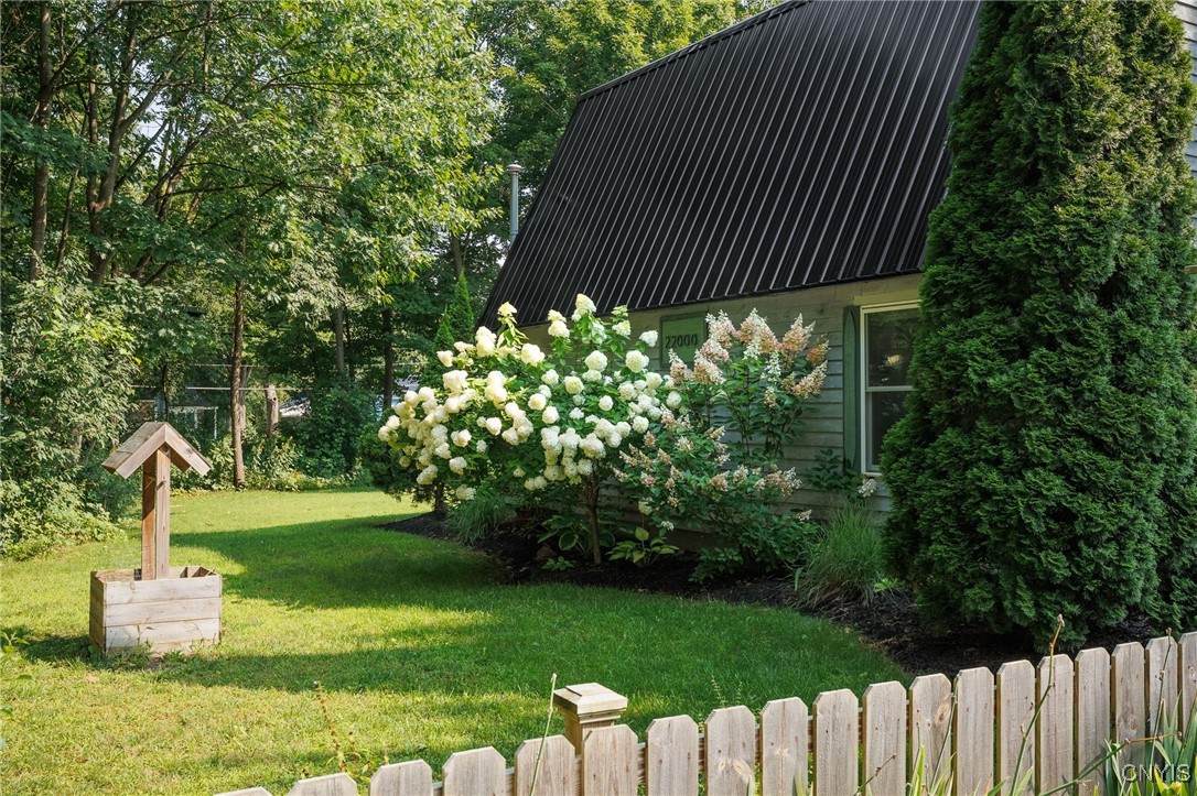 https://bt-photos.global.ssl.fastly.net/rochester/orig_boomver_1_S1558945-2.jpg