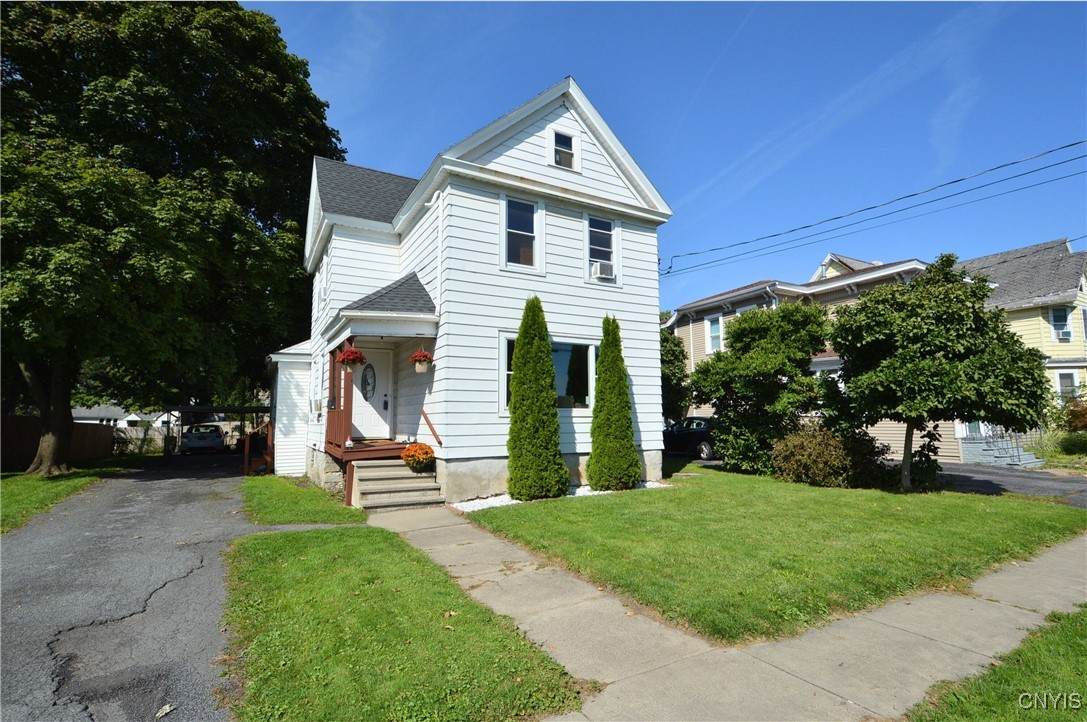 207 Kinne Street - Photo 1