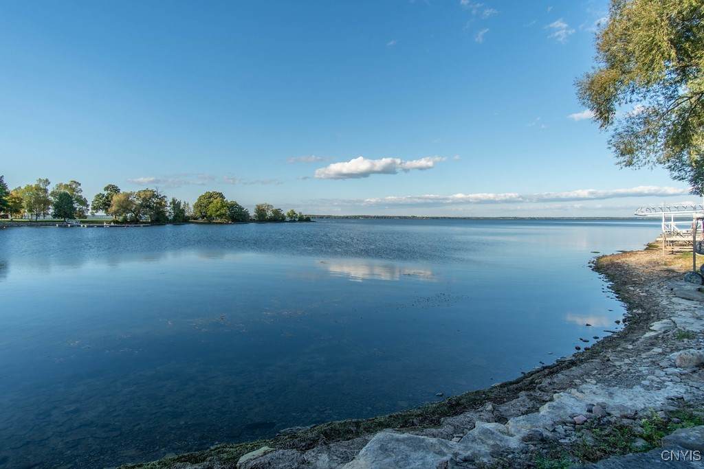 https://bt-photos.global.ssl.fastly.net/rochester/orig_boomver_1_S1568915-2.jpg