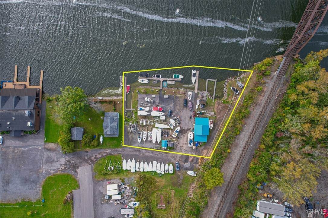 15 Front Street - Photo 1