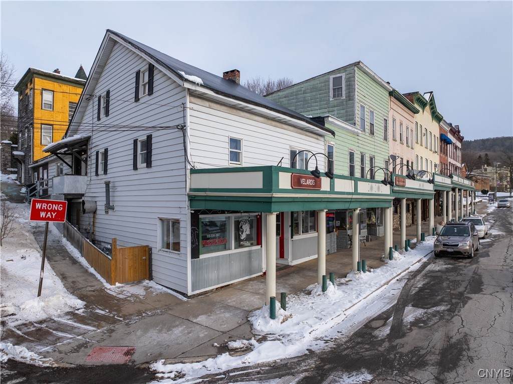 612 Main Street - Photo 1